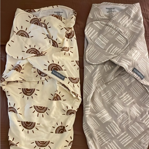 SwaddleMe swaddle Set - Rust, Cream, and Gray (3) - Picture 4 of 6